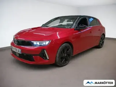 Usata Opel Astra Ultimate 181 CV (133 kW) 2022 Rosso Utilitaria