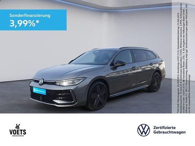 Gebraucht VW Passat R-line 177 PS (130 kW) 2025 Grau Kombi