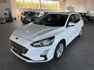 Begagnad Ford Focus Cool & Connect 150 HK (110 kW) 2020 Vit Kombi