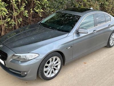 Gebraucht BMW 523 Sport Line 204 PS (150 kW) 2010 Grau Limousine