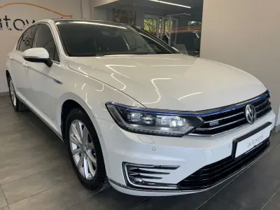 Gebraucht VW Passat GTE 156 PS (114 kW) 2018 Weiß Limousine