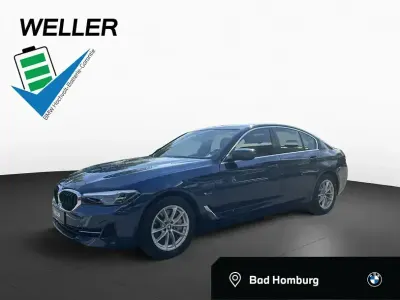 Second-hand BMW 545e Comfort Edition 394 CP (289 kW) 2023 Albastru Berlinǎ