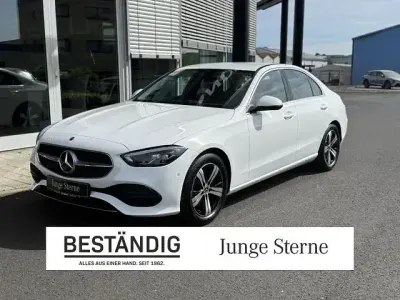 Gebraucht Mercedes C180 Avantgarde 170 PS (125 kW) 2025 Unilack polarweiß Limousine