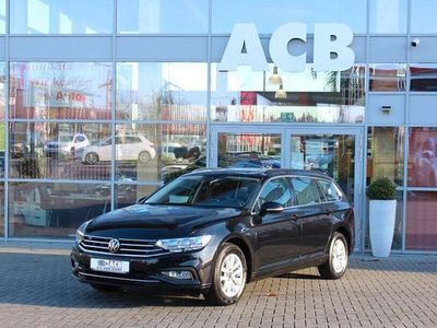 Gebraucht VW Passat S 150 PS (110 kW) 2022 Deep black perleffekt (metallic) Kombi