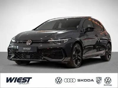 Neu VW Golf VIII R-line 150 PS (110 kW) 2026 Delfingrau metallic Limousine