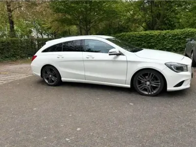 Gebraucht Mercedes CLA180 Shooting Brake 2016 Weiß Kombi