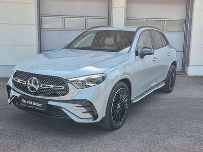 Grau Gebraucht 2025 Mercedes GLC300 AMG Line Premium SUV | 75.890 € (Teuer)