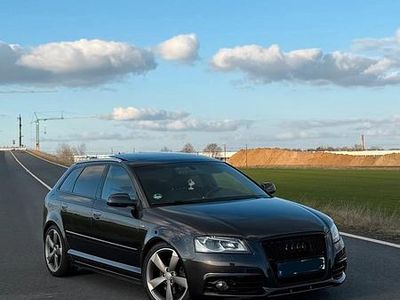 Second-hand Audi A3 S-Line 170 CP (125 kW) 2012 Gri Hatchback