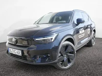 Usata Volvo EX40 Ultra 185 kW (252 CV) 2025 Nero SUV
