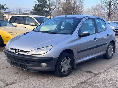 gebraucht Peugeot 206 75 Presence klima/tüv okt 24