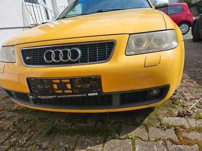 Gebraucht Audi S3 225 PS (165 kW) 2003 Gelb Kleinwagen