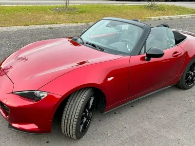 Gebraucht Mazda MX5 Exclusive-Line 184 PS (135 kW) 2019 Rot Cabrio