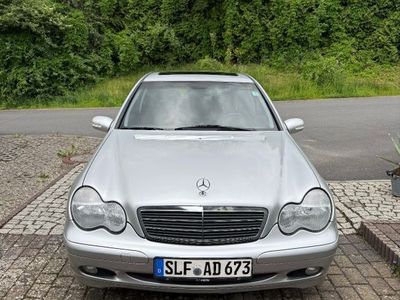 Mercedes C180