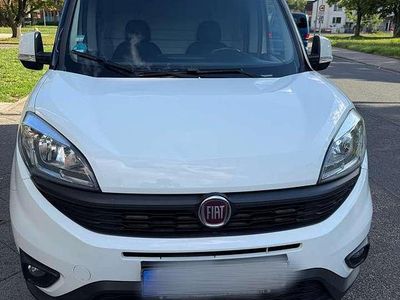 Gebraucht 2015 Fiat Doblò Emotion Van / Kleinbus | 5.900 € (Fairer Preis)