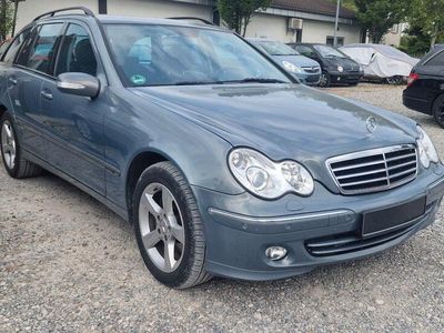 Mercedes C280