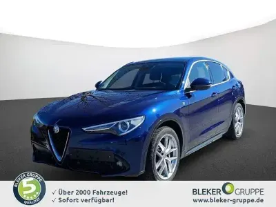 Gebraucht Alfa Romeo Stelvio 209 PS (153 kW) 2021 Esterno blu montecarlo SUV