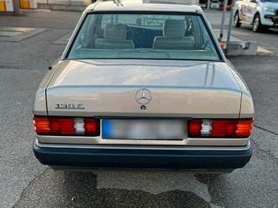 Gold Gebraucht 1989 Mercedes 190 Limousine | 11.000 €