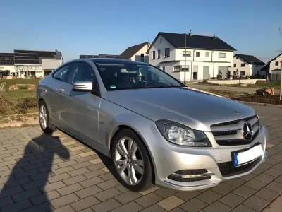 Gebraucht Mercedes C250 204 PS (150 kW) 2012 Silber Coupé