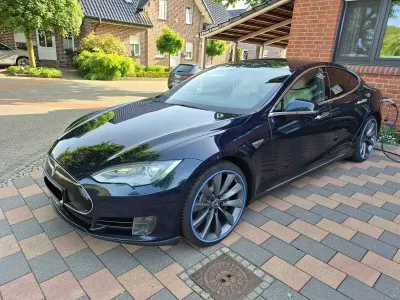 Gebraucht Tesla Model S 269 kW (367 PS) 2014 Blau Kleinwagen