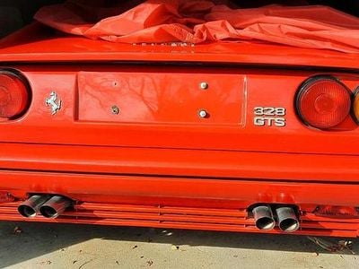 Gebraucht Ferrari 328 271 PS (199 kW) 1986 Rot Cabrio