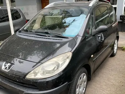 Gebraucht Peugeot 1007 68 PS (50 kW) 2005 Schwarz Van / Kleinbus