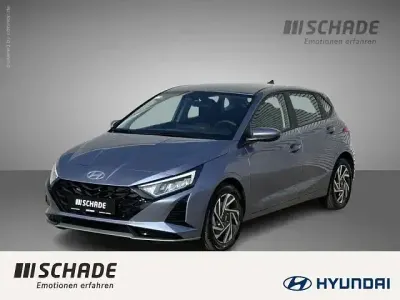 Gebraucht Hyundai i20 Trend 101 PS (74 kW) 2025 Blau Kleinwagen