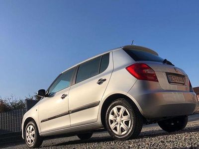 Silber Gebraucht 2011 Skoda Fabia Cool Edition Kleinwagen | 2.450 € (Guter Preis)