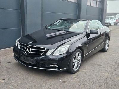 Gebraucht Mercedes E250 Avantgarde 204 PS (150 kW) 2010 Schwarz Cabrio