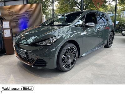 Gebraucht Cupra Born VZ2 239 kW (326 PS) 2024 Dark forest metallic (grün) Kleinwagen