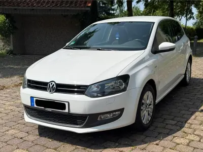 Gebraucht VW Polo 90 PS (66 kW) 2013 Weiß Kleinwagen