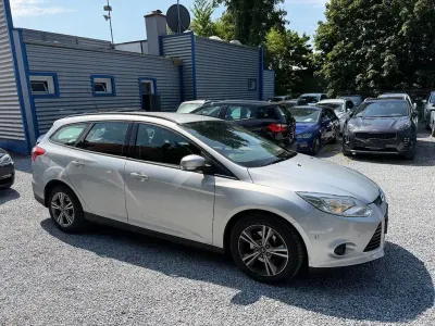 Gebraucht Ford Focus SYNC Edition 116 PS (85 kW) 2014 Silber Limousine