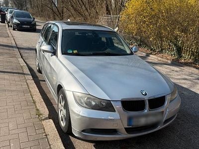 Gebraucht BMW 320 163 PS (119 kW) 2006 Silber Kombi
