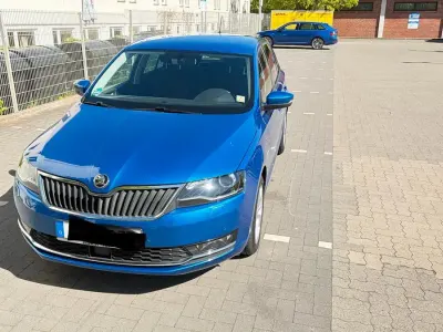 Gebraucht Skoda Rapid Clever 125 PS (91 kW) 2018 Blau Kleinwagen