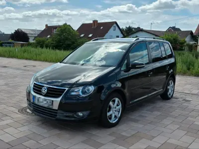 Gebraucht VW Touran Freestyle 140 PS (102 kW) 2009 Schwarz Van / Kleinbus