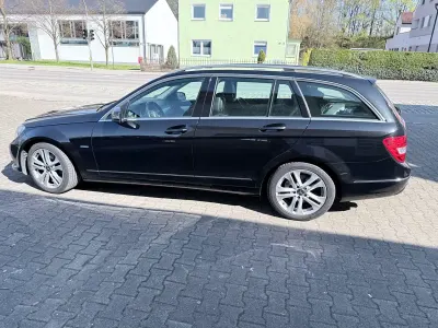 Gebraucht Mercedes C220 Avantgarde Edition 170 PS (125 kW) 2012 Schwarz Kombi