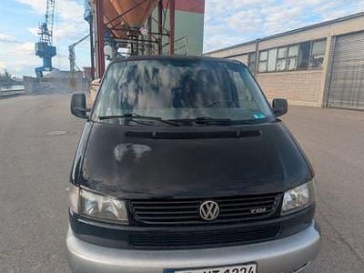 Second-hand VW T4 102 CP (75 kW) 1998 Negru Van