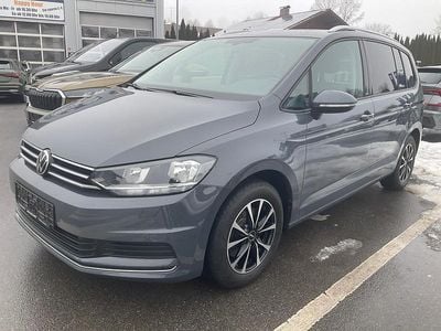 Delfingrau metallic Gebraucht 2021 VW Touran United Van / Kleinbus | 28.995 € (Etwas zu teuer)