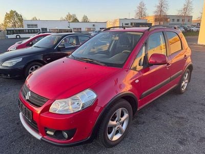 Gebraucht Suzuki SX4 Club 107 PS (78 kW) 2008 Rot Limousine