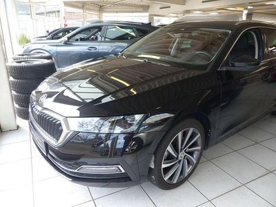 Gebraucht Skoda Octavia Style 150 PS (110 kW) 2022 Schwarzmagic perleffekt Kombi