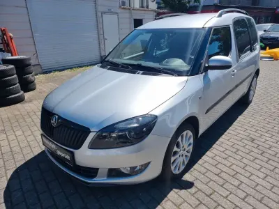 Używany Skoda Roomster Ambition 90 KM (66 kW) 2015 Srebrny Minivan
