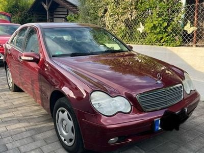 Mercedes C180