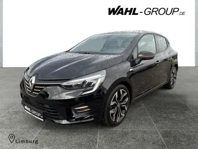 Occasion Renault Clio V 91 PK (66 kW) 2022 Zwart Sedan