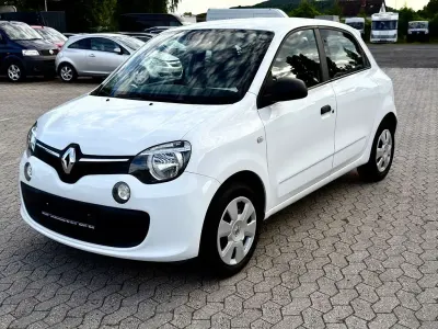 Gebraucht Renault Twingo Life 69 PS (50 kW) 2018 Weiß Kleinwagen