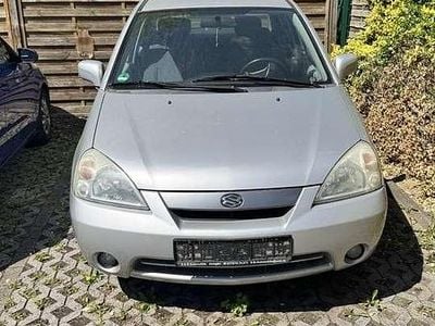 Suzuki Liana