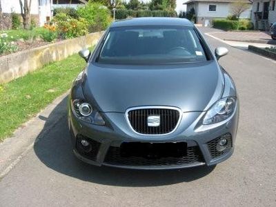 Usata Seat Leon 328 CV (241 kW) 2006 Grigio Berlina