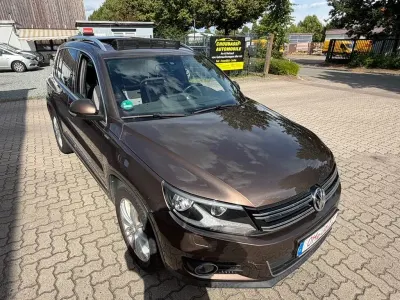 Gebraucht VW Tiguan Life 160 PS (117 kW) 2013 Braun SUV