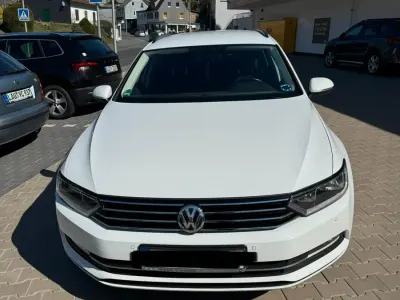 Gebraucht VW Passat 150 PS (110 kW) 2017 Weiß Kombi