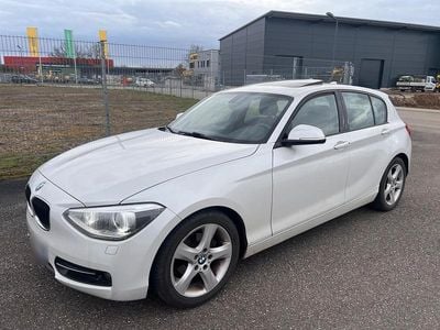 Gebraucht BMW 116 Sport Line 116 PS (85 kW) 2013 Weiß Kleinwagen