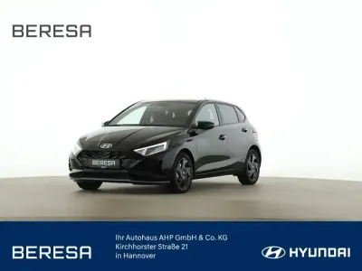 Gebraucht Hyundai i20 Blackline 90 PS (66 kW) 2026 Schwarz Kleinwagen
