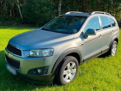 gebraucht Chevrolet Captiva 2.4 2WD Travel Edition muss schnell weg